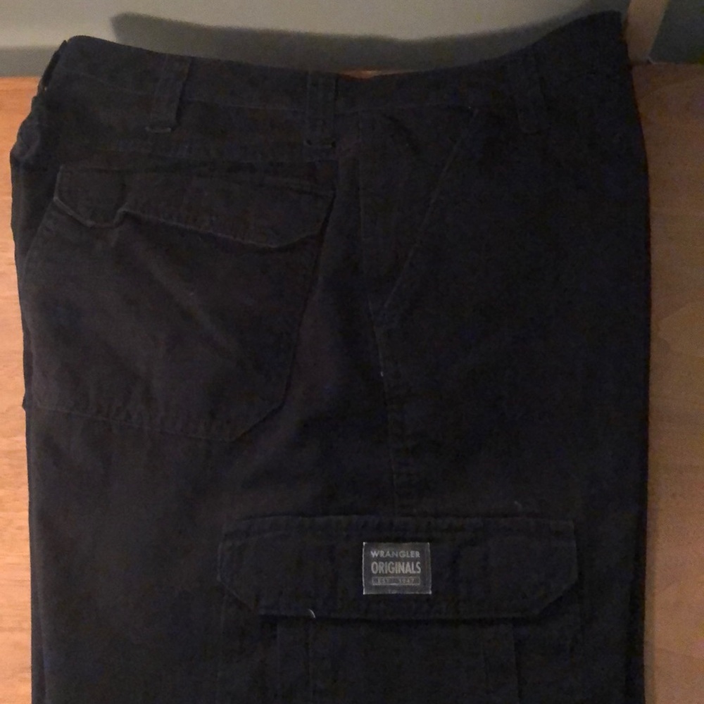 Wrangler cargo shorts